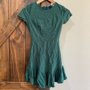 Selfie Leslie MEILANI A-LINE EMPIRE DRESS FOREST GREEN Sz. Xs